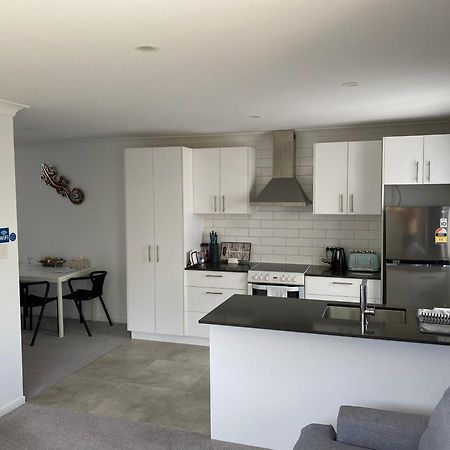 2Bd Family Or Couple Guesthouse Upstairs Near Turf Club, Hota In Bundall Gold Coast Zewnętrze zdjęcie