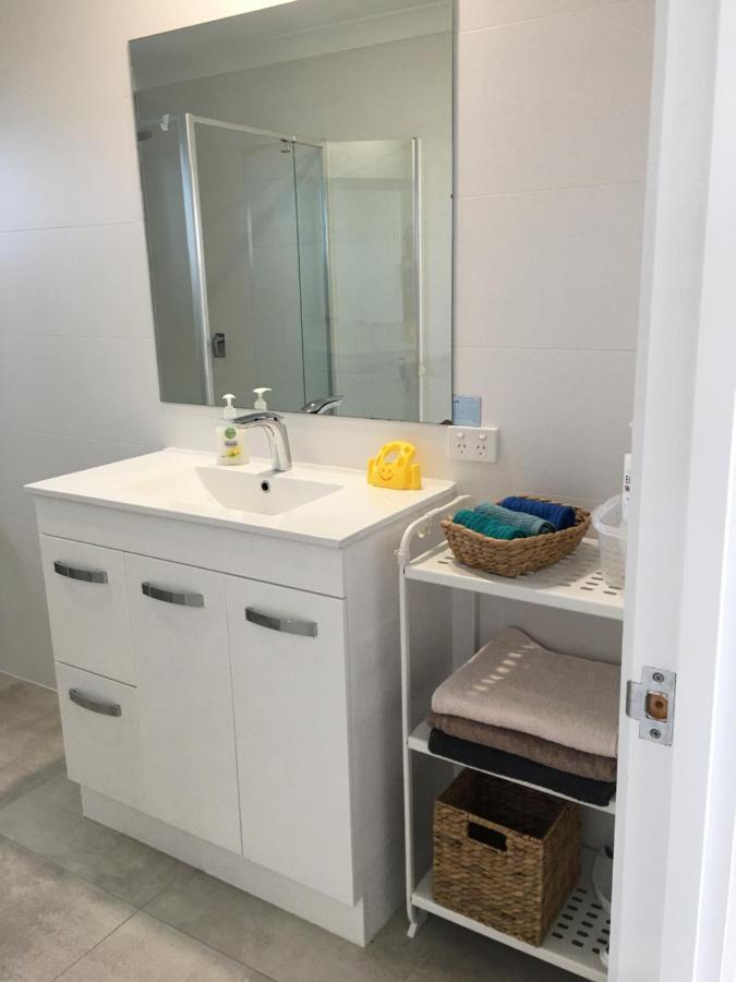 2Bd Family Or Couple Guesthouse Upstairs Near Turf Club, Hota In Bundall Gold Coast Zewnętrze zdjęcie